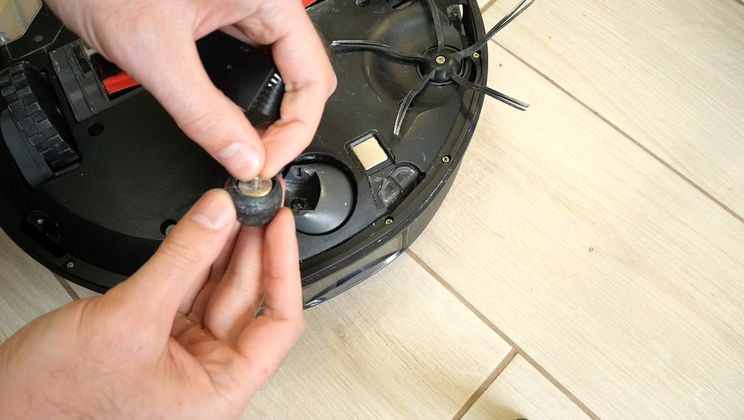 How To Maintain And Clean Your Roborock Robot Vacuum To Keep Your Robot Healthy