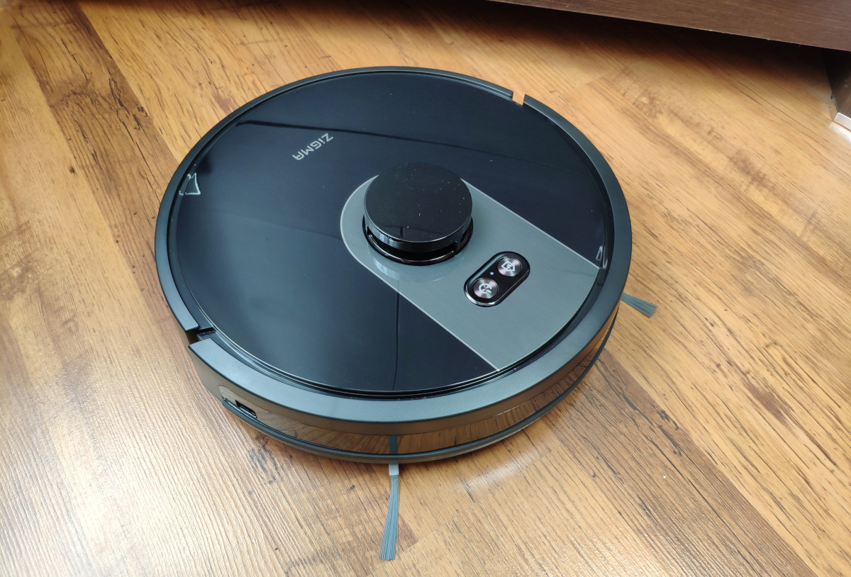 Zigma Spark robot vacuum cleaner